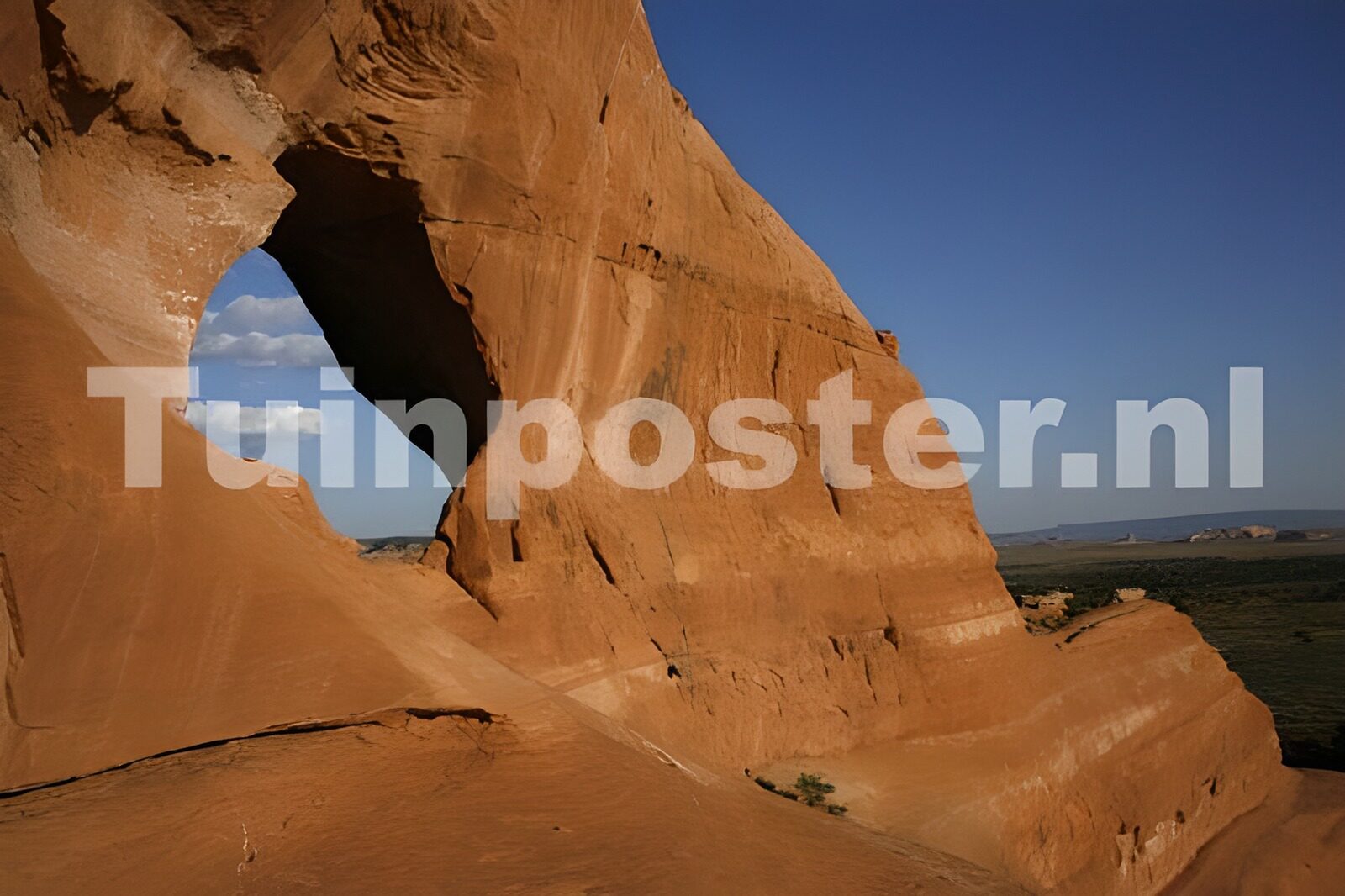 TPES66504: Arco de arenisca bajo el cielo azul