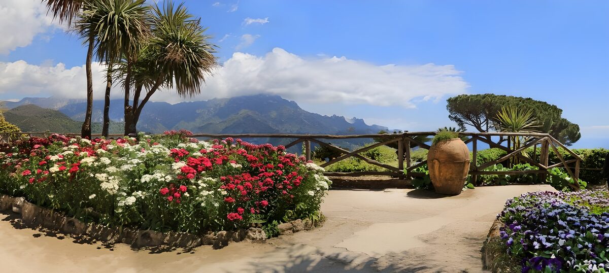 TPES98739: Jardín florido con vistas a las montañas
