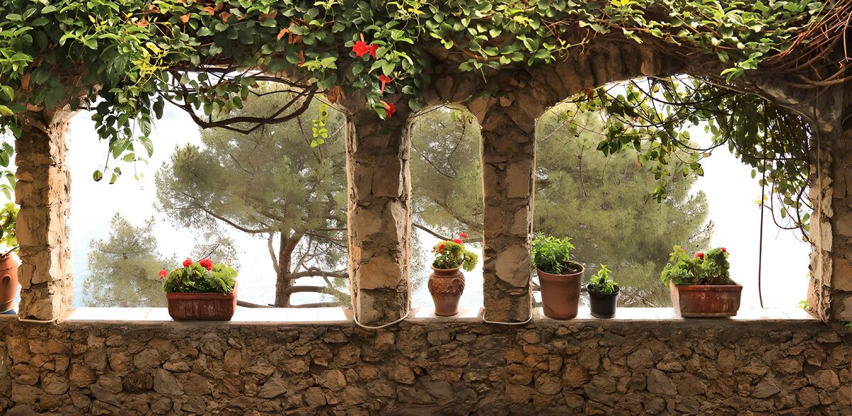 TPES12886: Terraza de piedra con vistas al mar