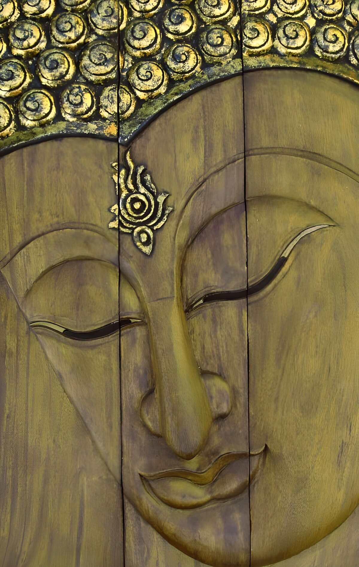 TPES81824: Rostro de Buda en madera y en calma